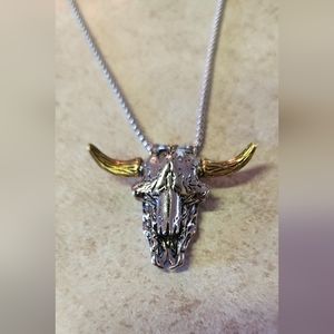 New bull steer Longhorn skull necklace approximately 24"